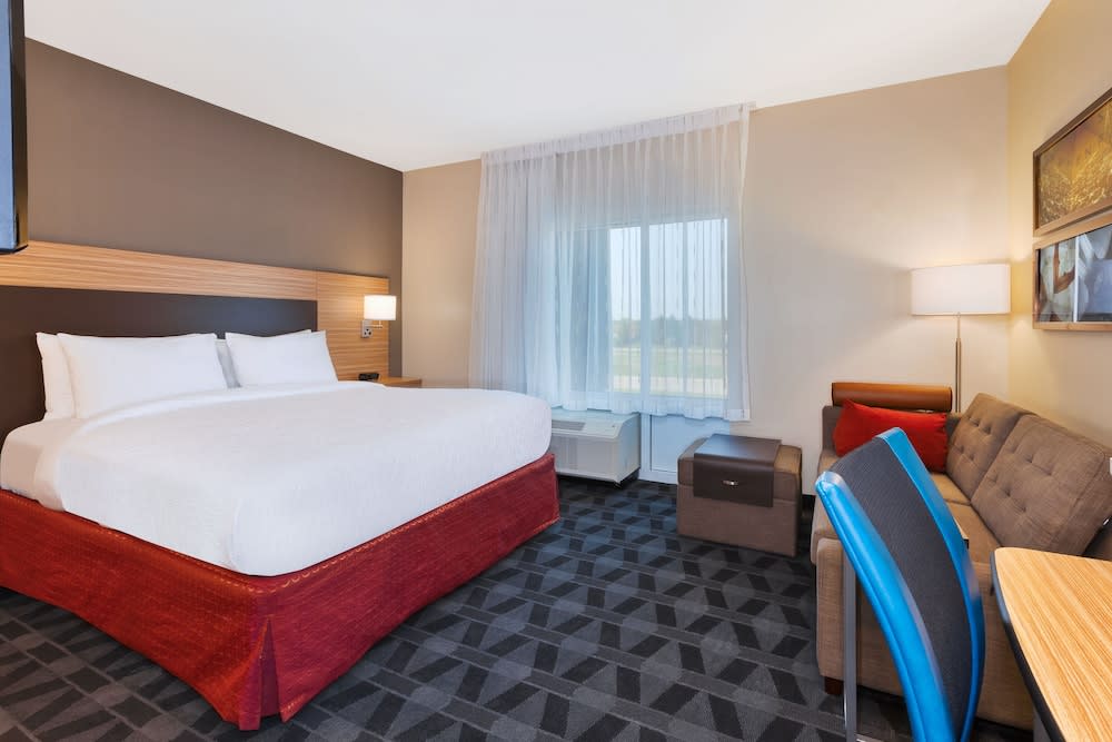 TownePlace Suites by Marriott Grand Rapids Airport Southeast 4