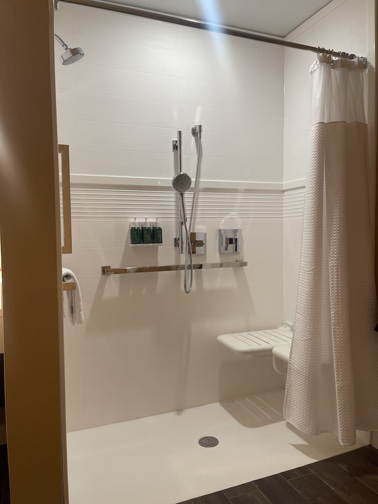 TownePlace Suites by Marriott Grand Rapids Airport Southeast 3
