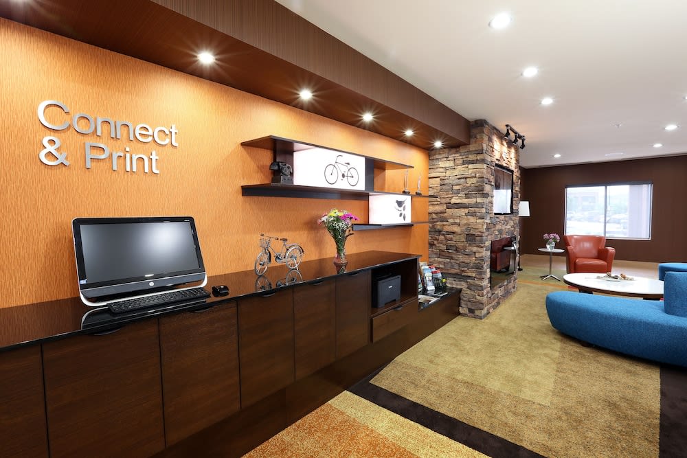 Fairfield Inn & Suites by Marriott Vernon 2