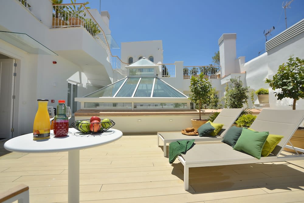 Plaza Mina Suites - Adults Recommended by Luxury Suites Cadiz 1