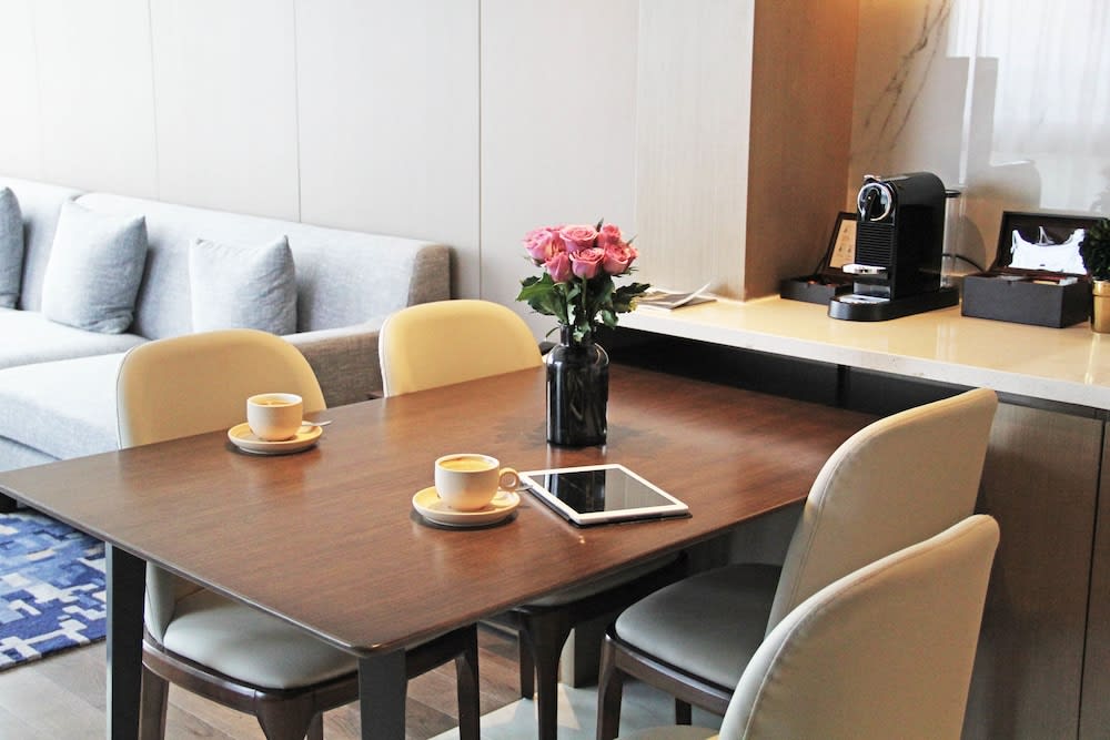 Shanghai Marriott Hotel Pudong East - Only a 30 minute drive from Disney 5