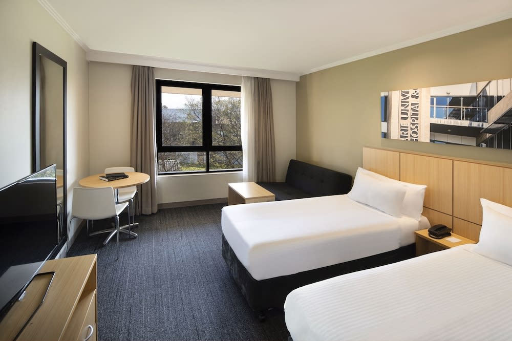 Mercure Sydney Macquarie Park 5