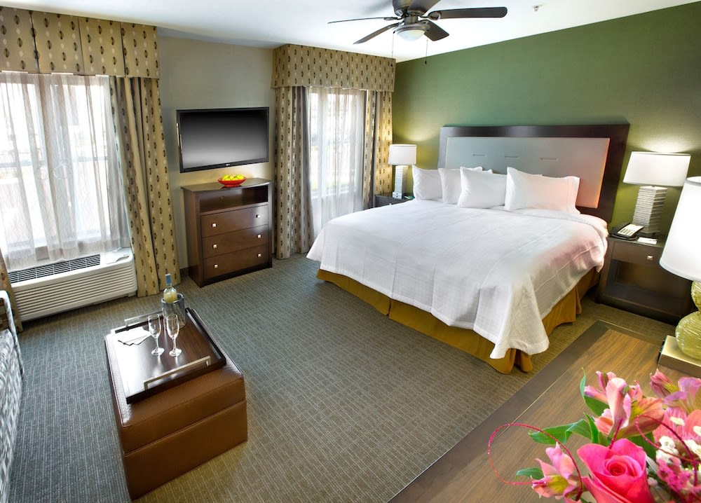 Homewood Suites by Hilton Newport Middletown, RI 3