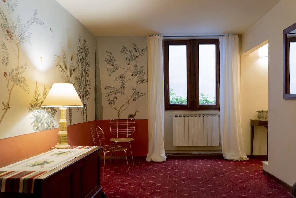 Casa Uffizi XIII Century Tower House Boutique Hotel 2