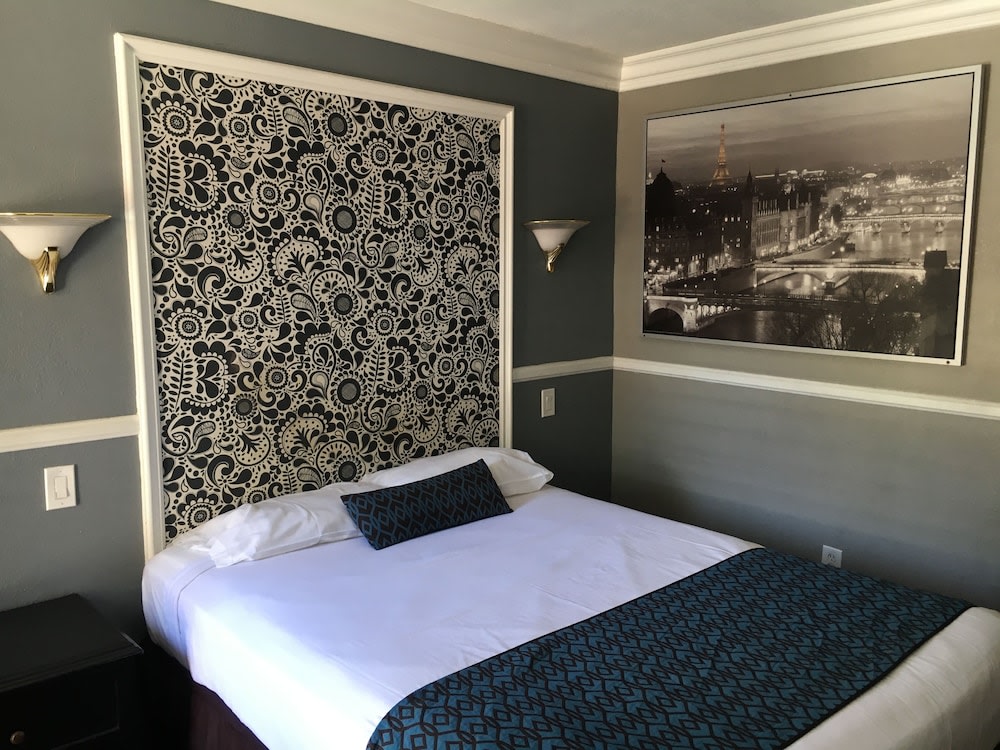 Hotel Salina Long Beach 1
