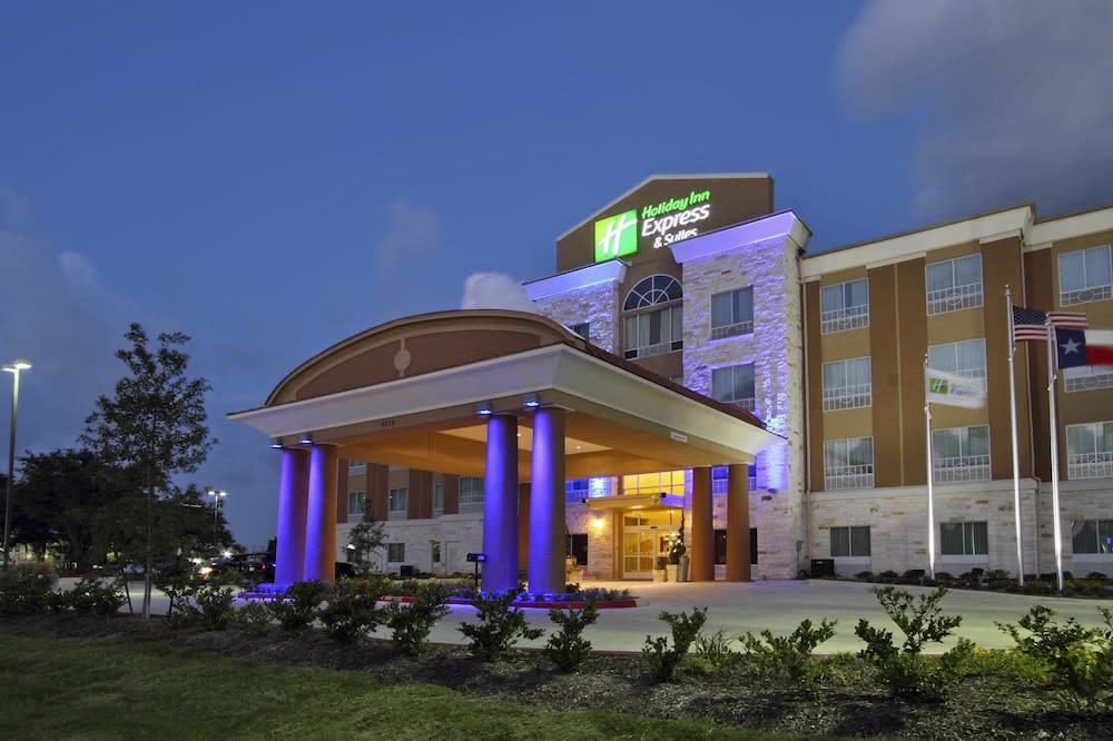 Holiday Inn Express & Suites HOUSTON EAST - BAYTOWN by IHG 1
