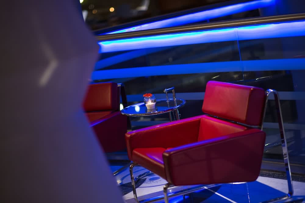 Renaissance Izmir Hotel 5