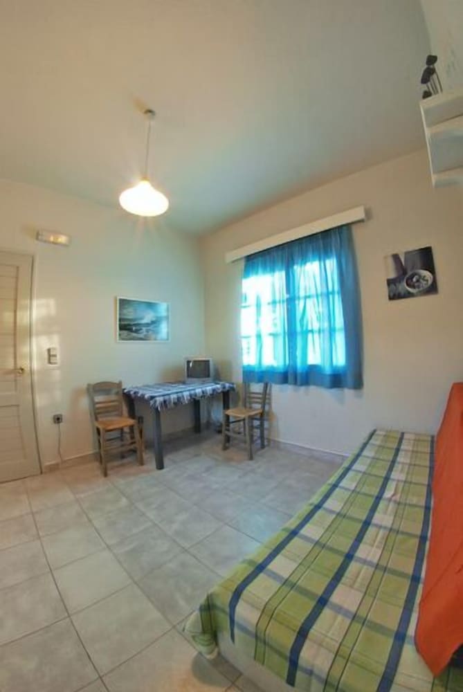 Cormoranos Apartments Eco Green 4