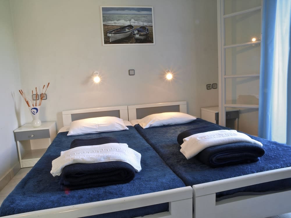 Cormoranos Apartments Eco Green 3