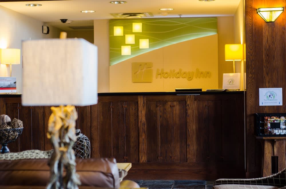 Holiday Inn PEWAUKEE-MILWAUKEE WEST by IHG 2