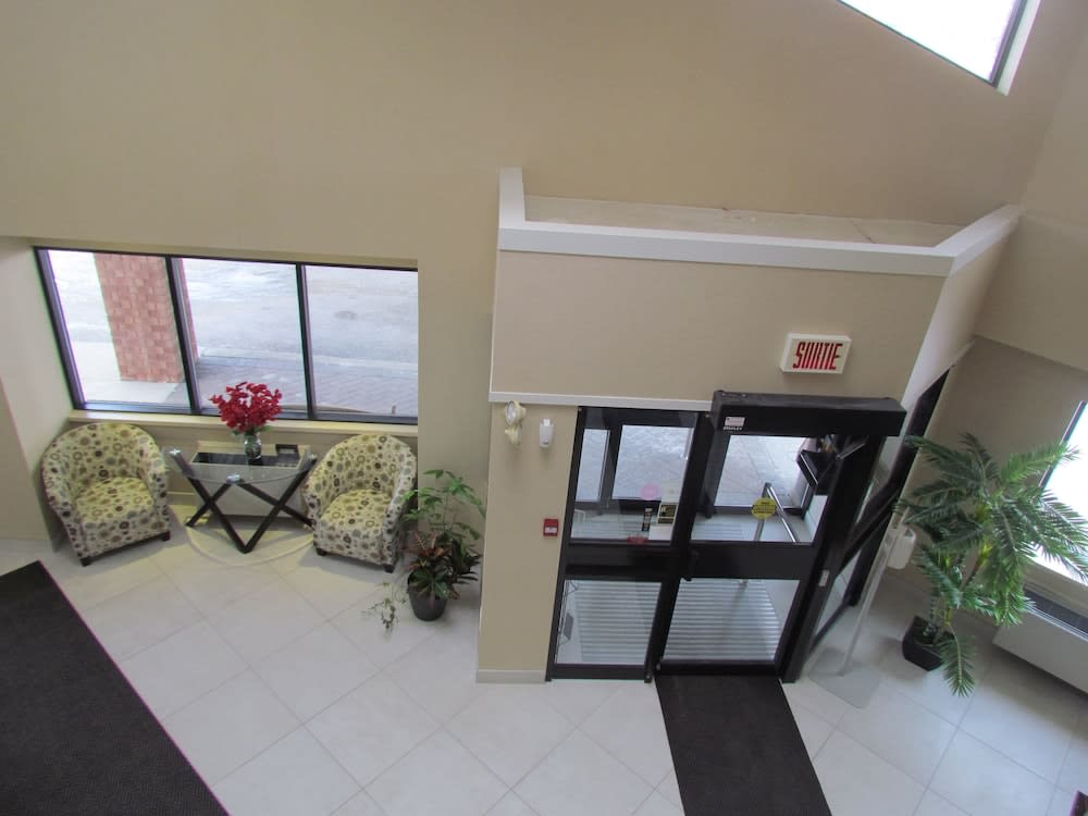 Comfort Inn 2