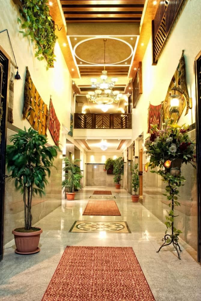 Jardaneh Hotel 1