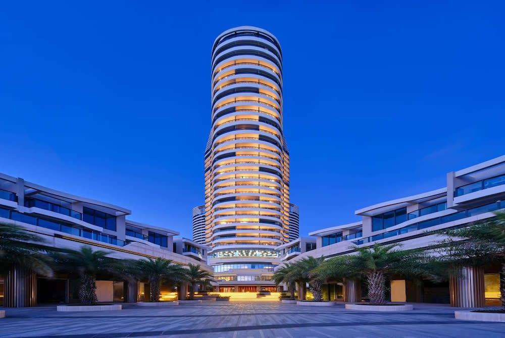 Wyndham Grand Plaza Royale Shuangyue Bay 1