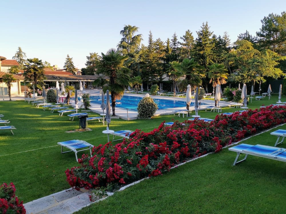 Best Western Plus Hotel Modena Resort 1