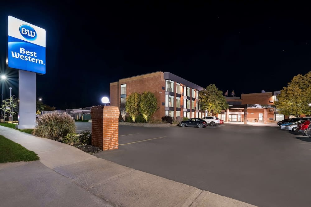 Best Western Belleville 1