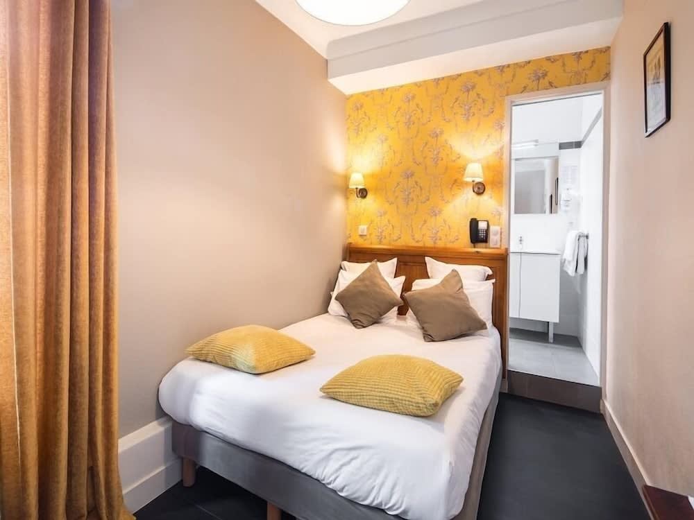 Hôtel La Couleuvrine Sarlat Centre Ville 2