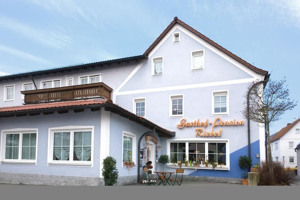 Hotel Gasthof Pension Riebel 1