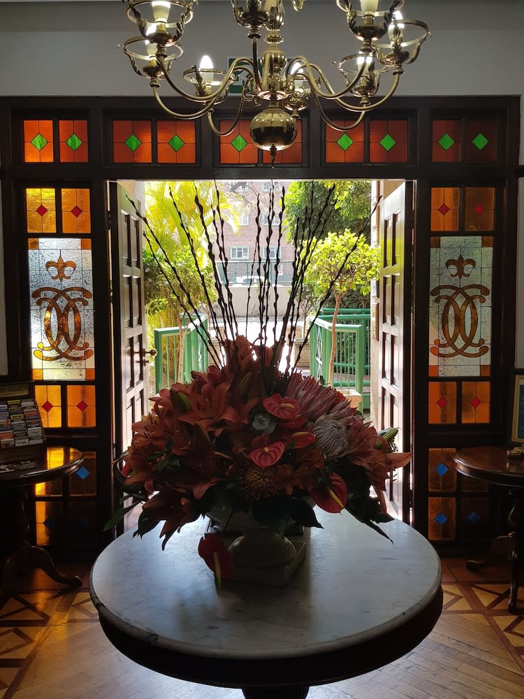 Court Classique Suite Hotel 3