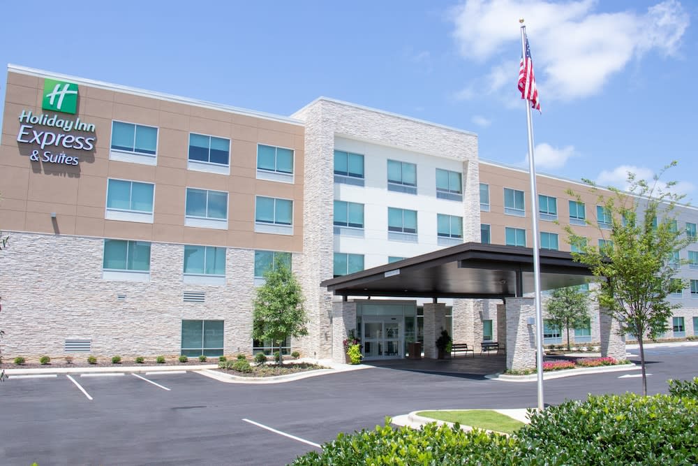 Holiday Inn Express & Suites TUSCALOOSA EAST by IHG 1