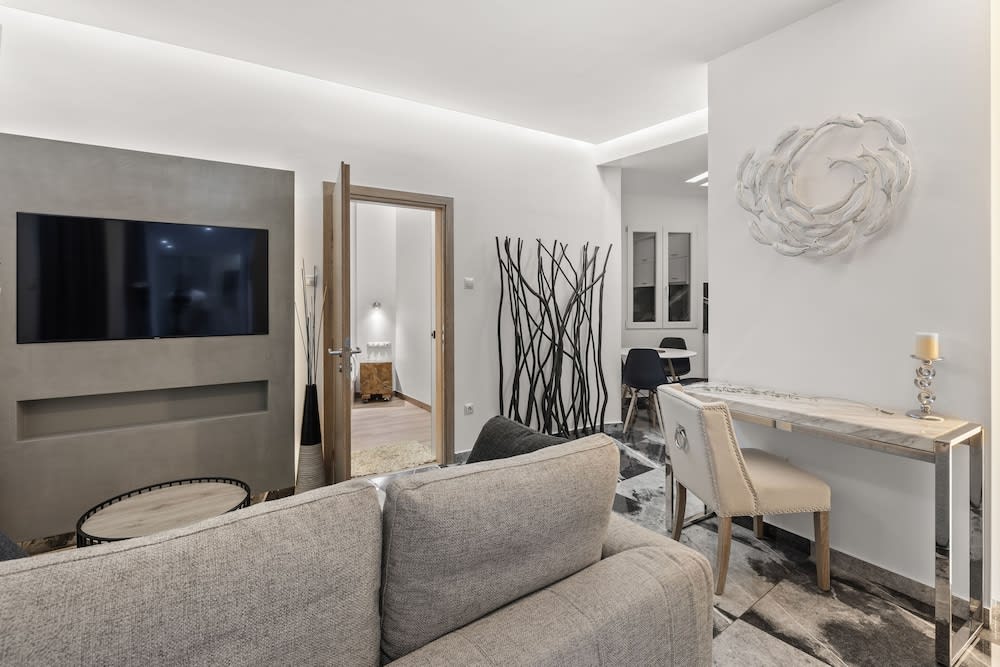Athens Warehouse Hotel & Suites 1