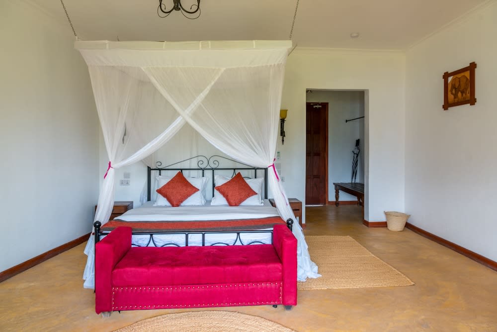 Moyoni Airport Lodge 2
