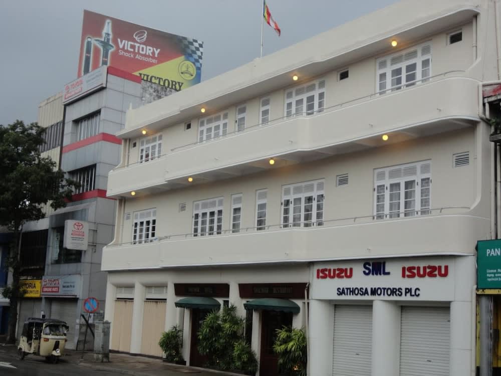 Shalimar Hotel 1