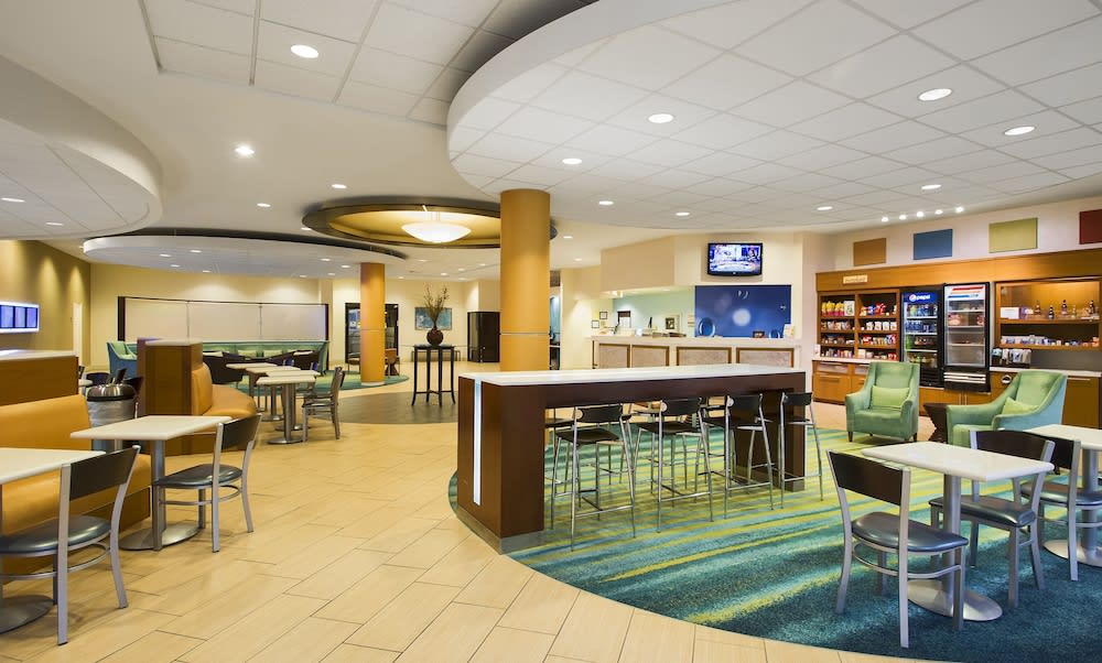 Springhill Suites by Marriott Lawrence 2