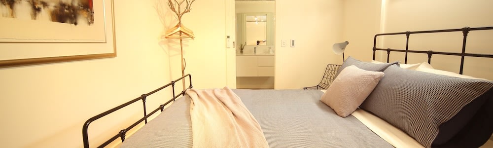 Irongate Studio B&B 2