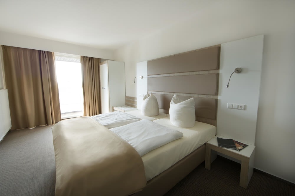 Confour Hotel 1