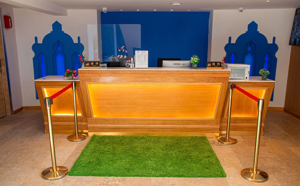 VANCII HOTEL 2