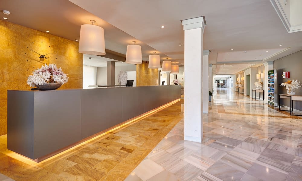 Protur Badí­a Park Aparthotel 3