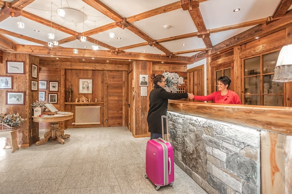 Lo Scoiattolo Hotel 4