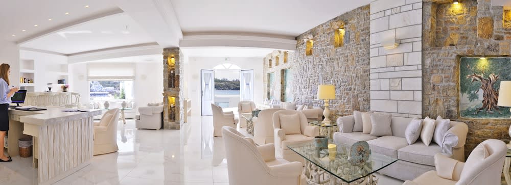 Petinos Beach Hotel 2