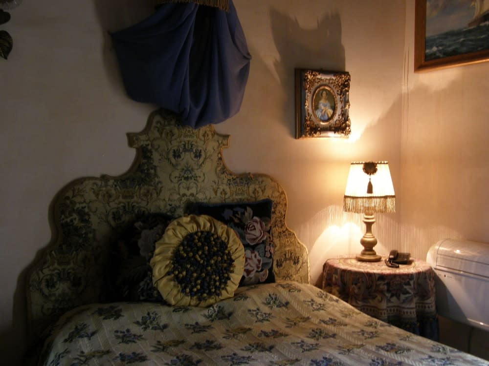 Hotel Castello Di Vigoleno 3