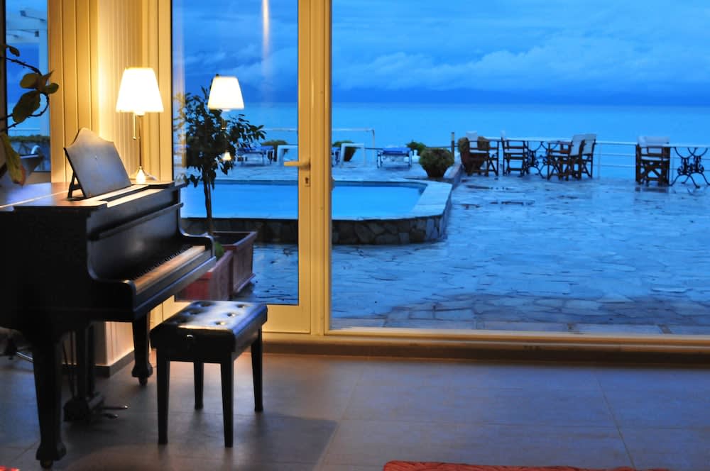 Lido Hotel 2