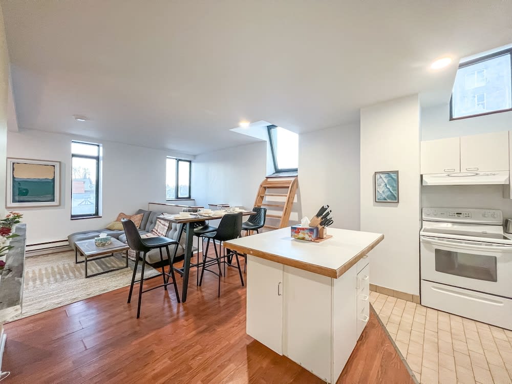 The Bay Suites - Le Plateau-Mont-Royal 1