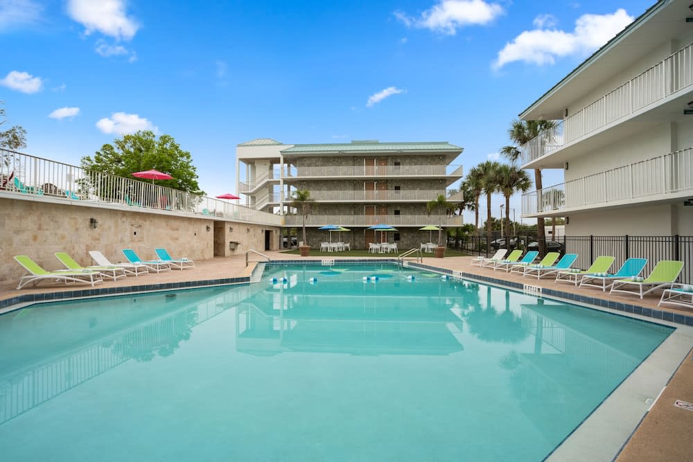 Park Royal Orlando 1