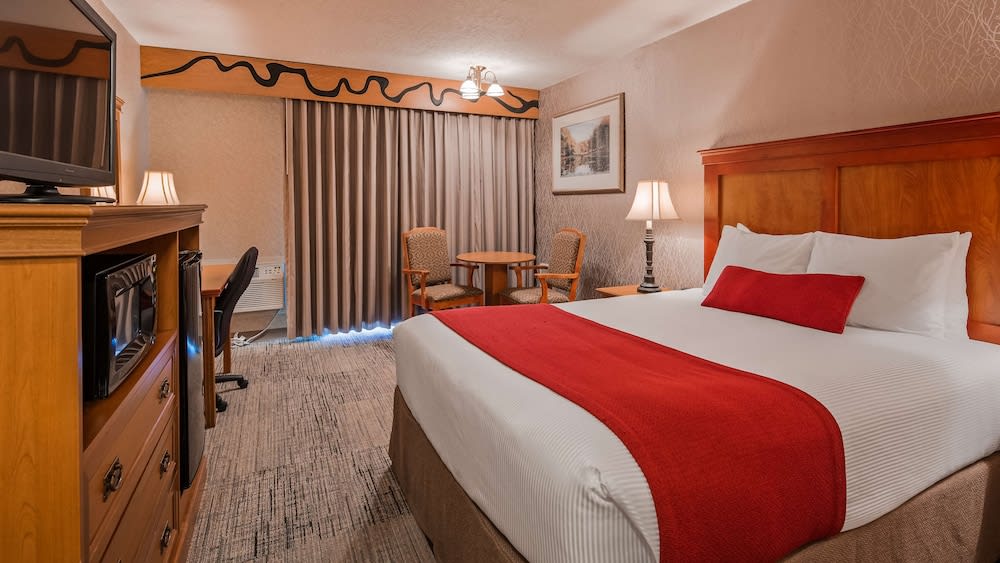 Best Western Plus Rivershore Hotel 1