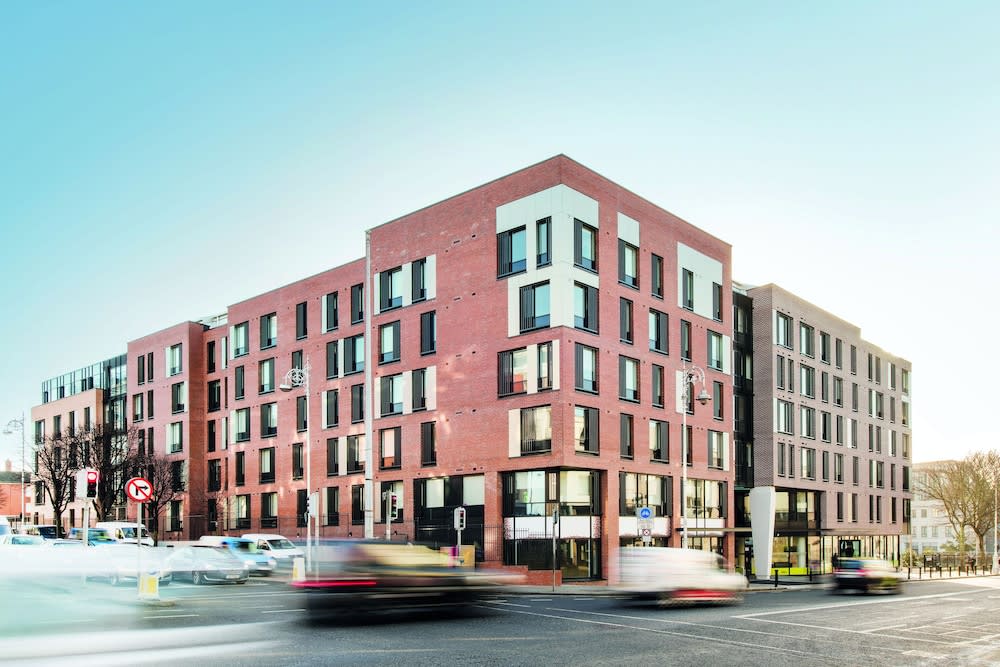 Yugo Kavanagh Court 1