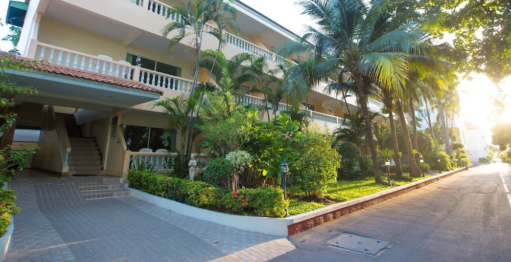 Twin Palms Resort Pattaya, SHA Extra Plus Certified 1