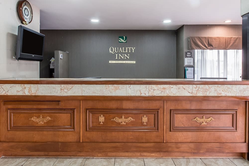 Quality Inn Montgomery South 2