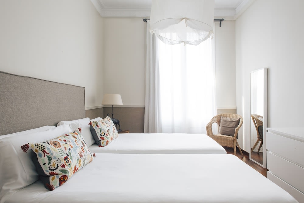 Barcelona Apartment Val 4