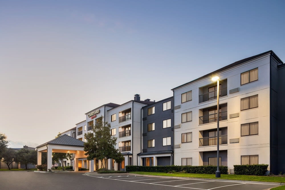 Courtyard Houston Sugar Land/Stafford 1