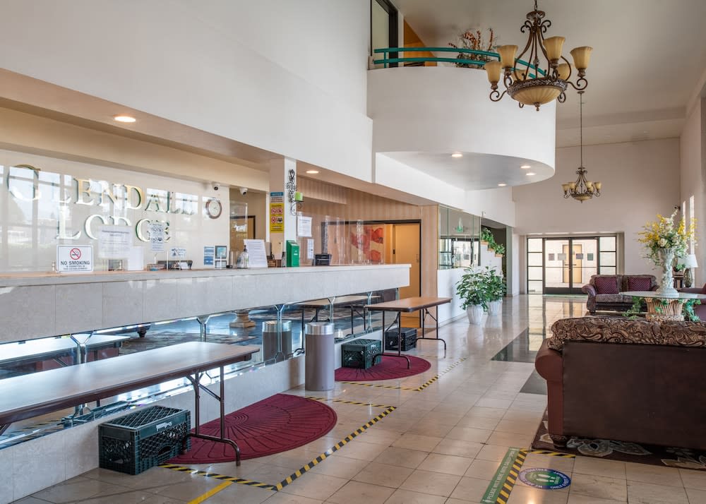 Glendale Hotel 2