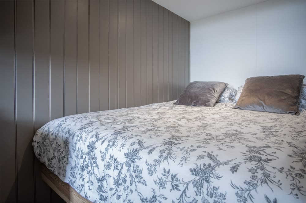 Cabin In The Woods - 1 Bed - Kilgetty 2