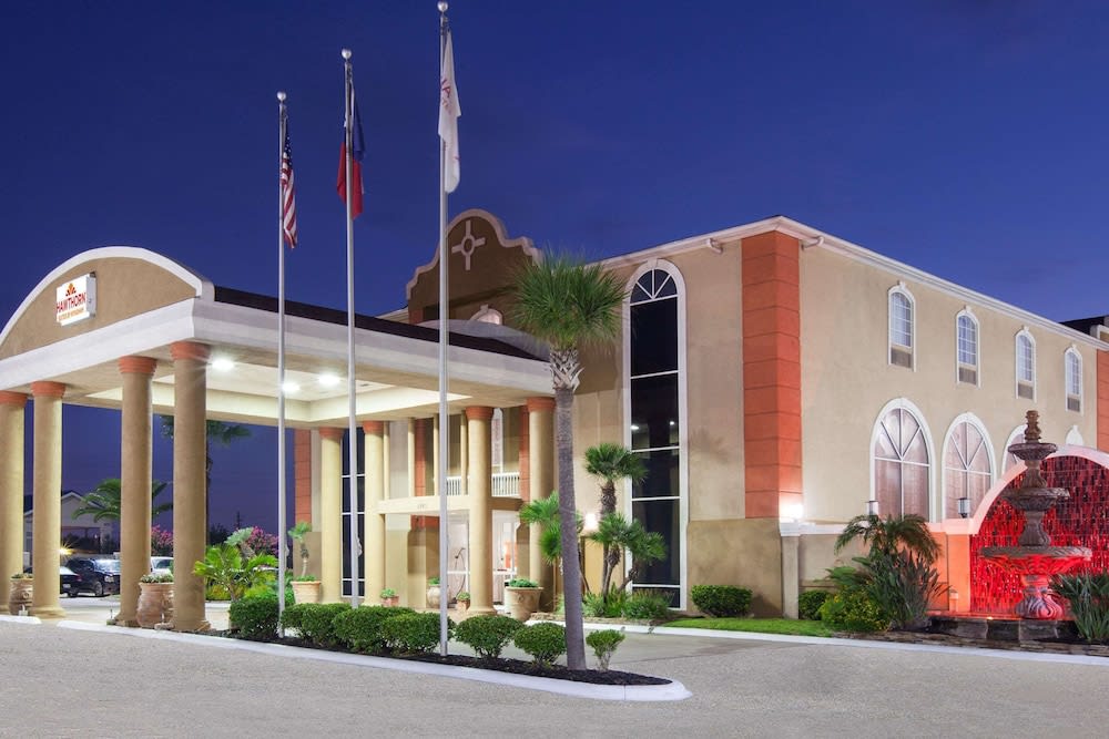 Hawthorn Extended Stay by Wyndham Corpus Christi 1