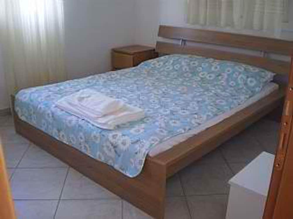 2-bedroom Apartment in Skala LF 3
