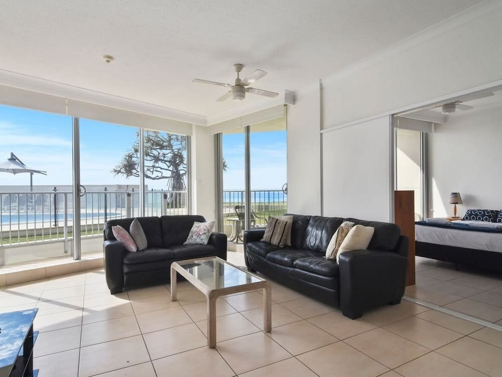 Beachside Tower 2