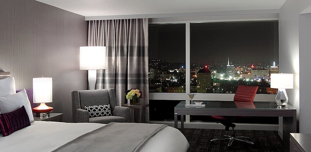 Loews Hollywood Hotel 5