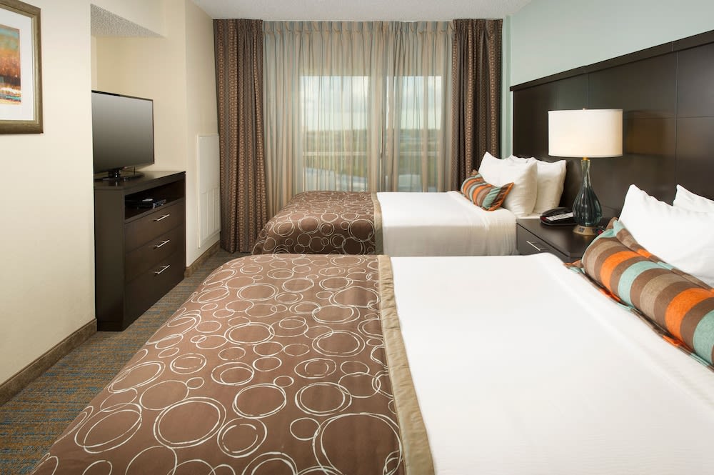 Staybridge Suites JACKSONVILLE-CAMP LEJEUNE AREA by IHG 2